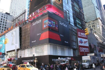 Microsoft-Surface-Werbung-am-Times-Square-1351074712-0-11.jpg