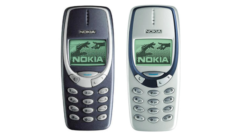Das Nokia 3310 kam im Jahr 2000 auf den Markt und bringt heute in einem guten Zustand bis zu 300 Euro.