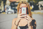 Smartphone_Frau_Pixabay_655440_9.jpg