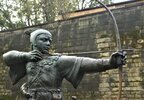 robin-hood-4562123_1920-1024x715.jpg