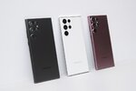 1-18-Galaxy-S22-Ultra_Group-Image1_design_HI.jpg