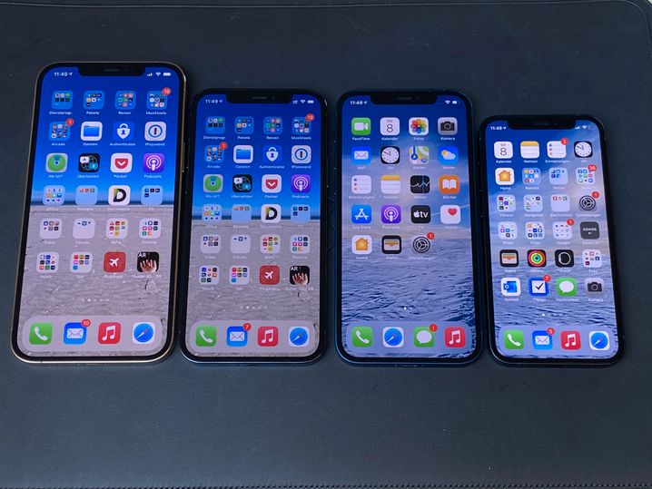 So könnten die neuen iPhones – das hier sind die Zwölfer – aussehen, nur mit einer schmaleren Notch im Bildschirm